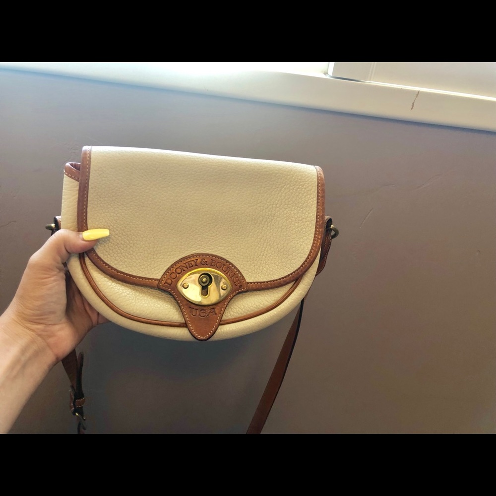 Dooney & Bourke purse